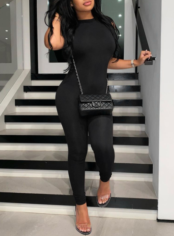 RYNLEES  Solid Color Jumpsuit